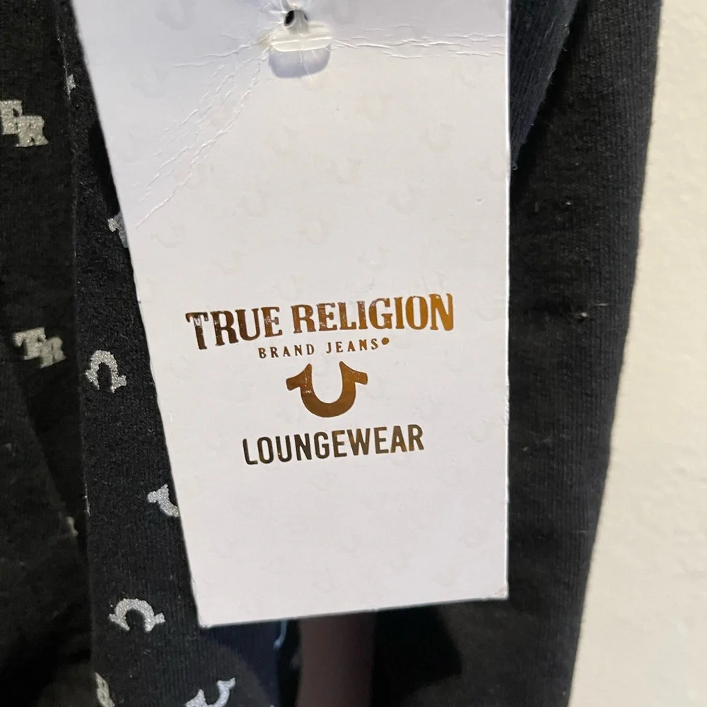 True Religion Men’s printed Hoodie size Large